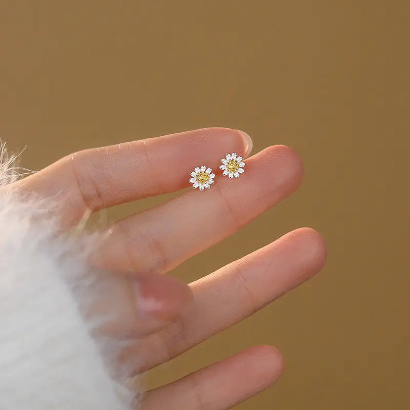Sterling Silver Daisy Stud Earrings