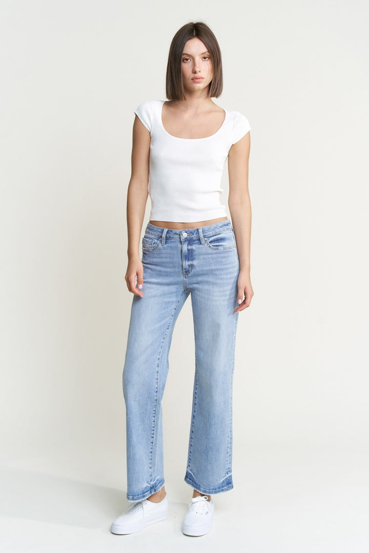 Women’s Light Wash High Rise Straight Leg Jeans