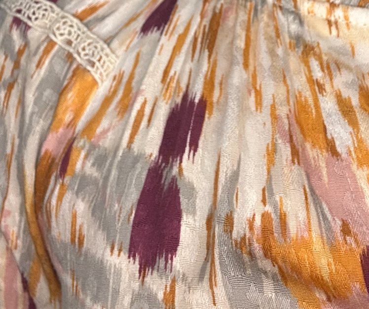 Lace Trim V-Neck Printed Blouse