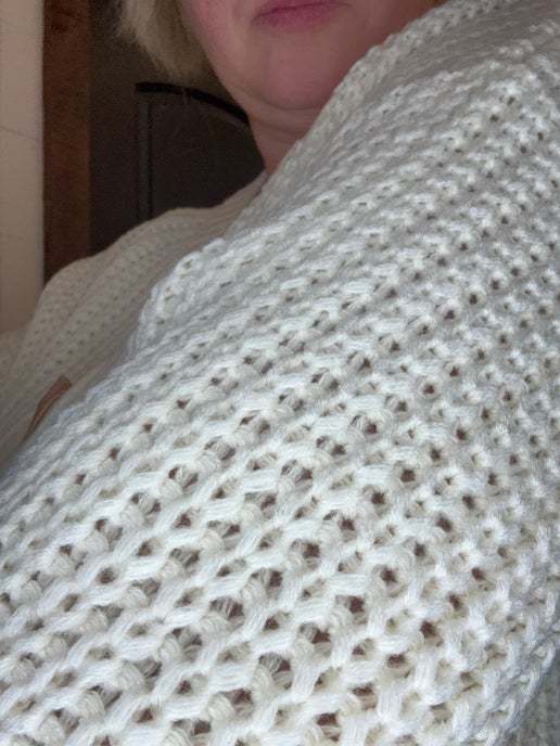 Solid Sweater Cardigan With Front Pocket