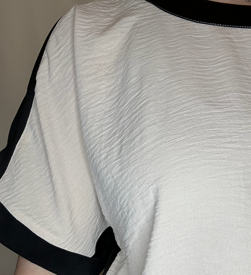 Solid Stripes Edge Dolman Sleeves Top