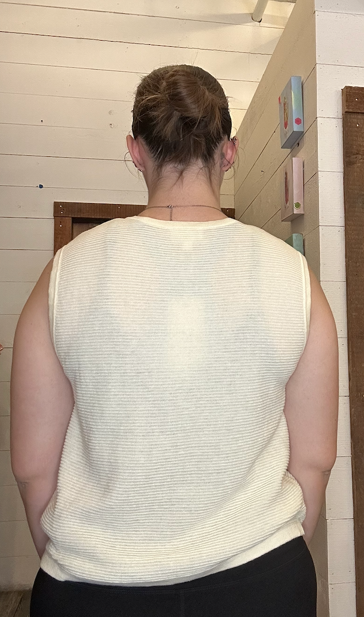 Front Bow Detail Textured Sweater Vest