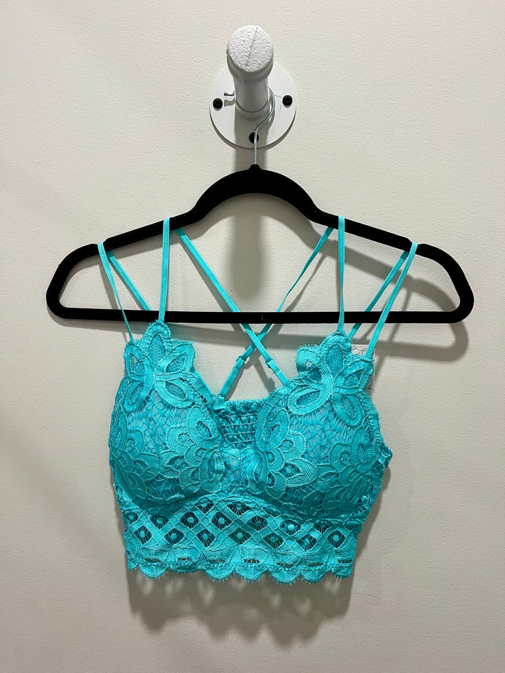 Pull Over Lace Bralette