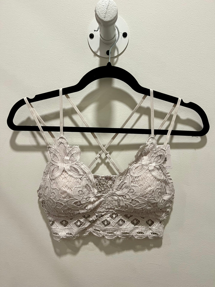 Pull Over Lace Bralette