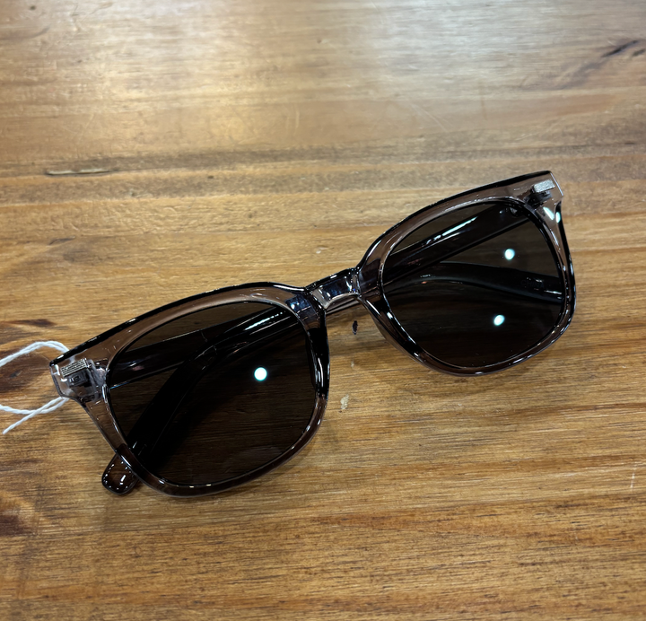 Minimalist Rich Daddy Sunglasses