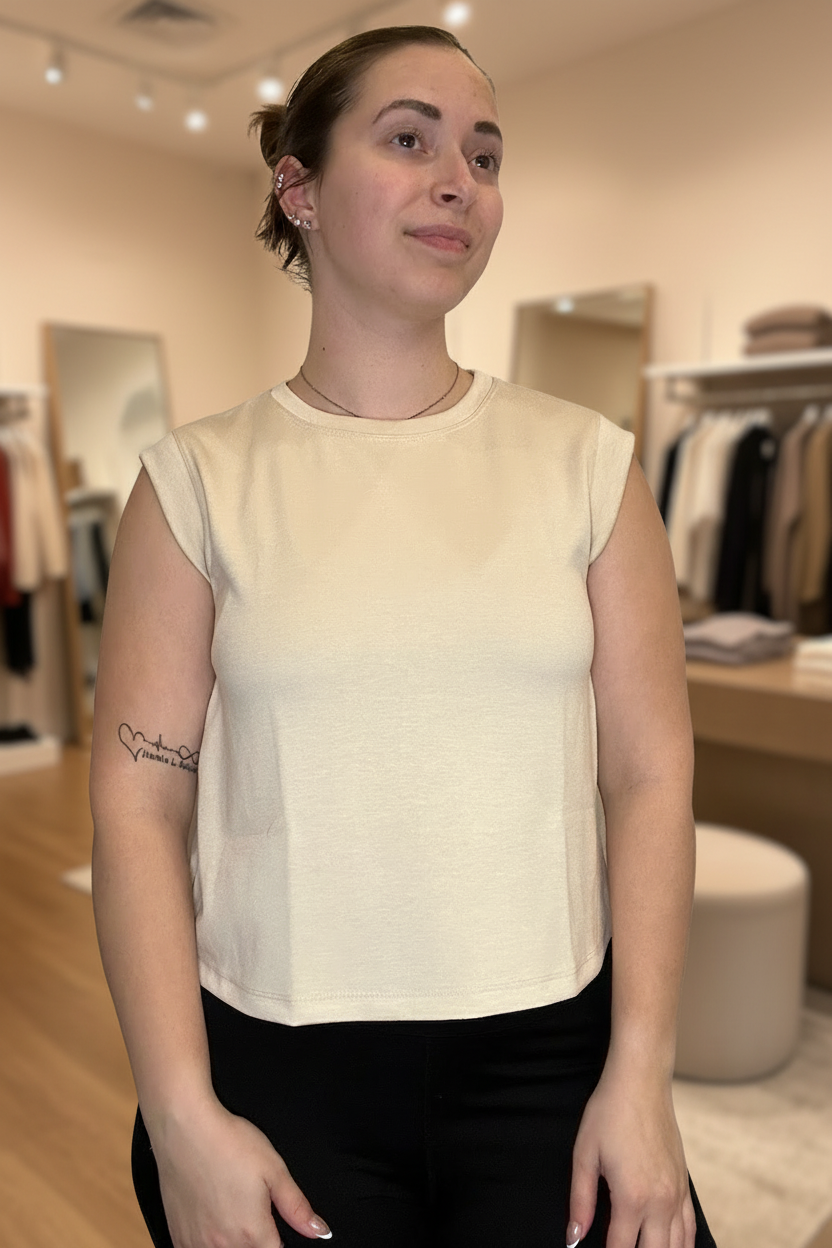Front view - lifestyle boutique