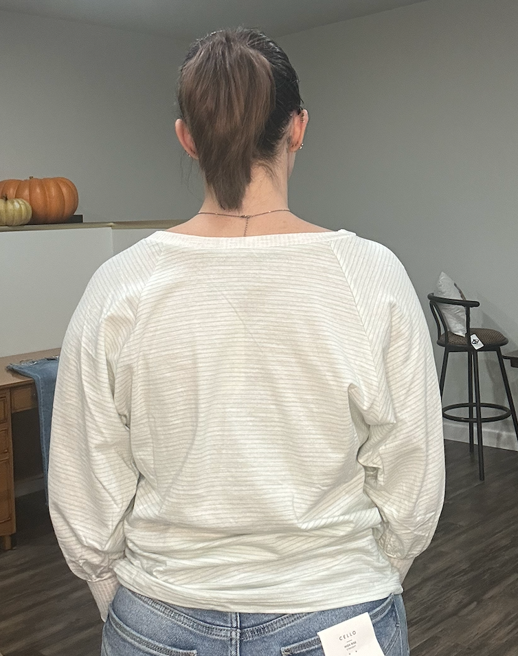 Relaxed Soft Stripe V-Neck Balloon Sleeve Knit Top