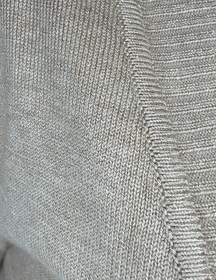 Lightweight Open-Front Knit Cardigan with Pockets