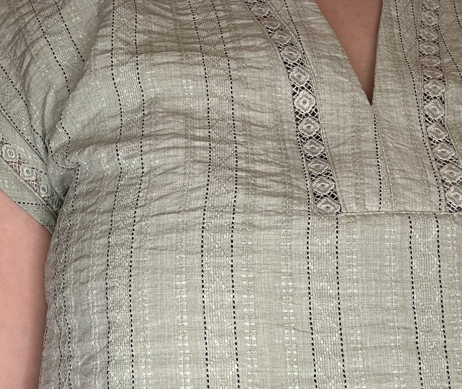 Textured Split Neck Short Sleeve Blouse
