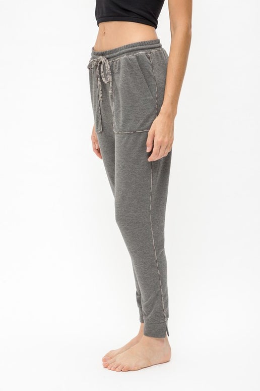 Contrast Piping Detail Straight Leg Pants